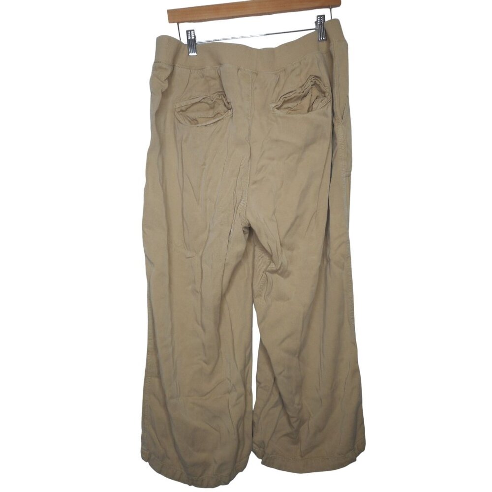St Johns Bay Womens Beige Cropped Pants Pull On High Rise Elastic Waist Size 2XL - Picture 2 of 4